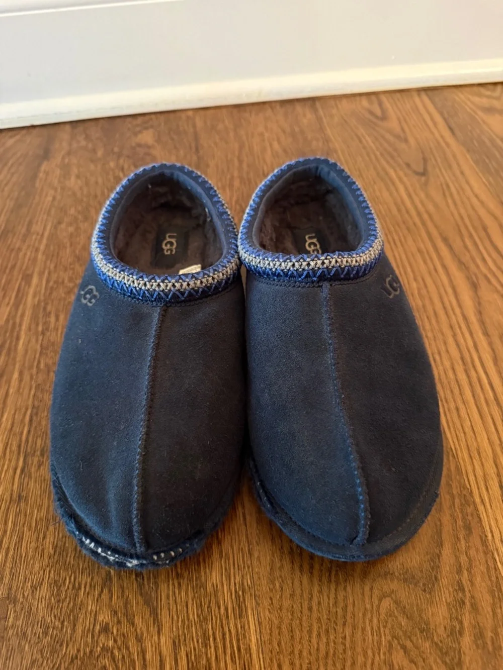 Men’s UGG Slippers – Size 7 – $35
